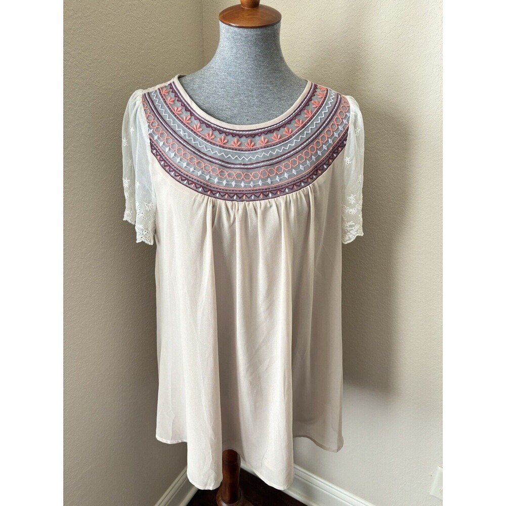 Umgee Women's Size Small Tan Sheer Lace Sleeve Swing Tunic Top